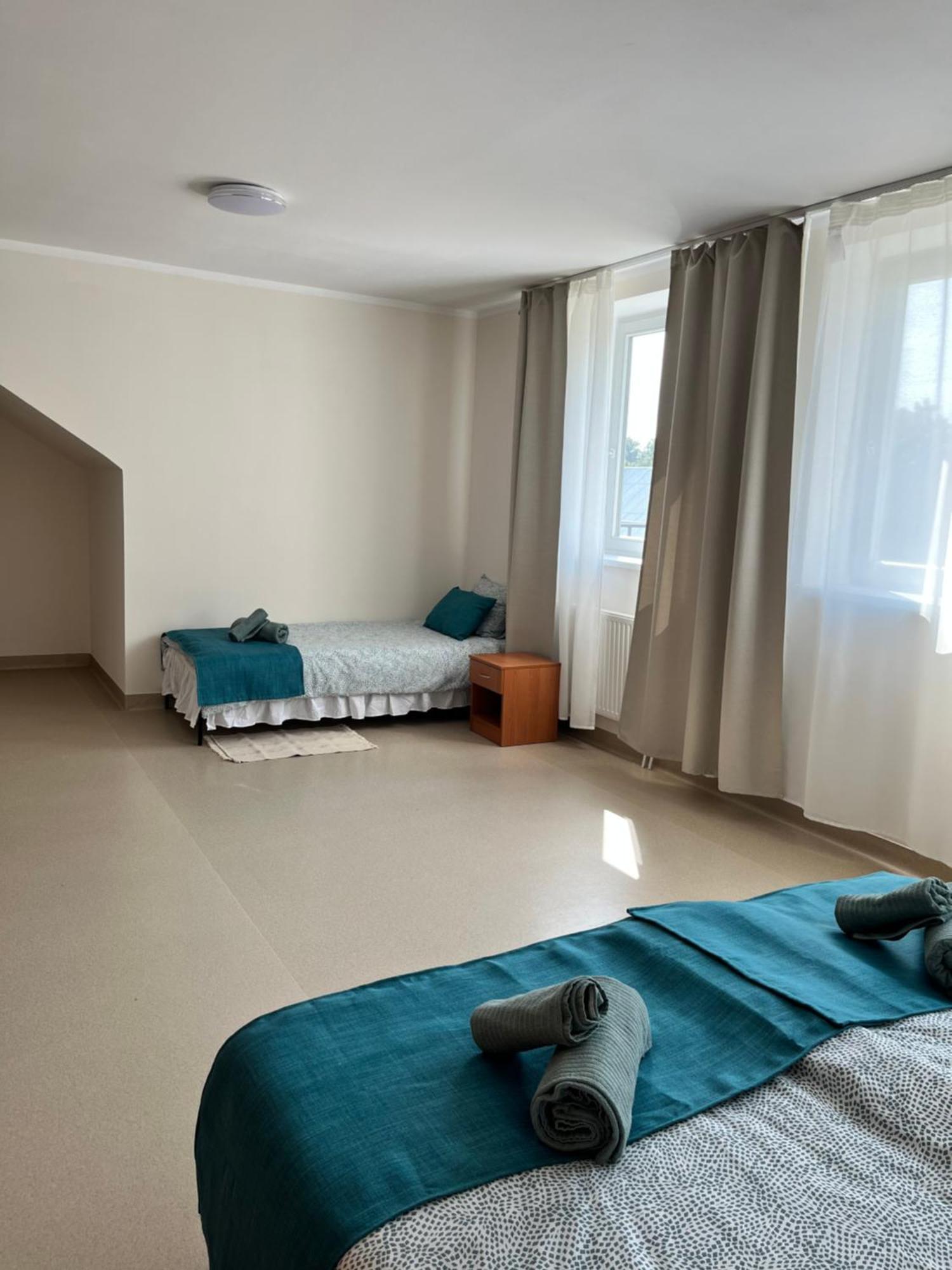 Osrodek Konferencyjno-Wypoczynkowy Hostel Chojna Luaran gambar